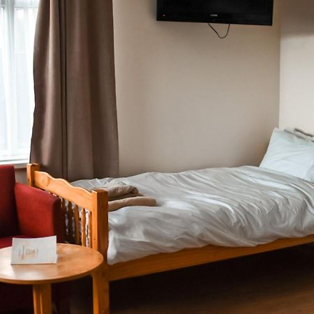 The Crown And Woolpack Hotel Long Sutton  Eksteriør billede