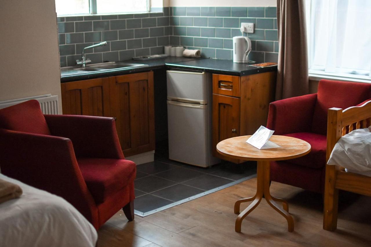 The Crown And Woolpack Hotel Long Sutton  Eksteriør billede