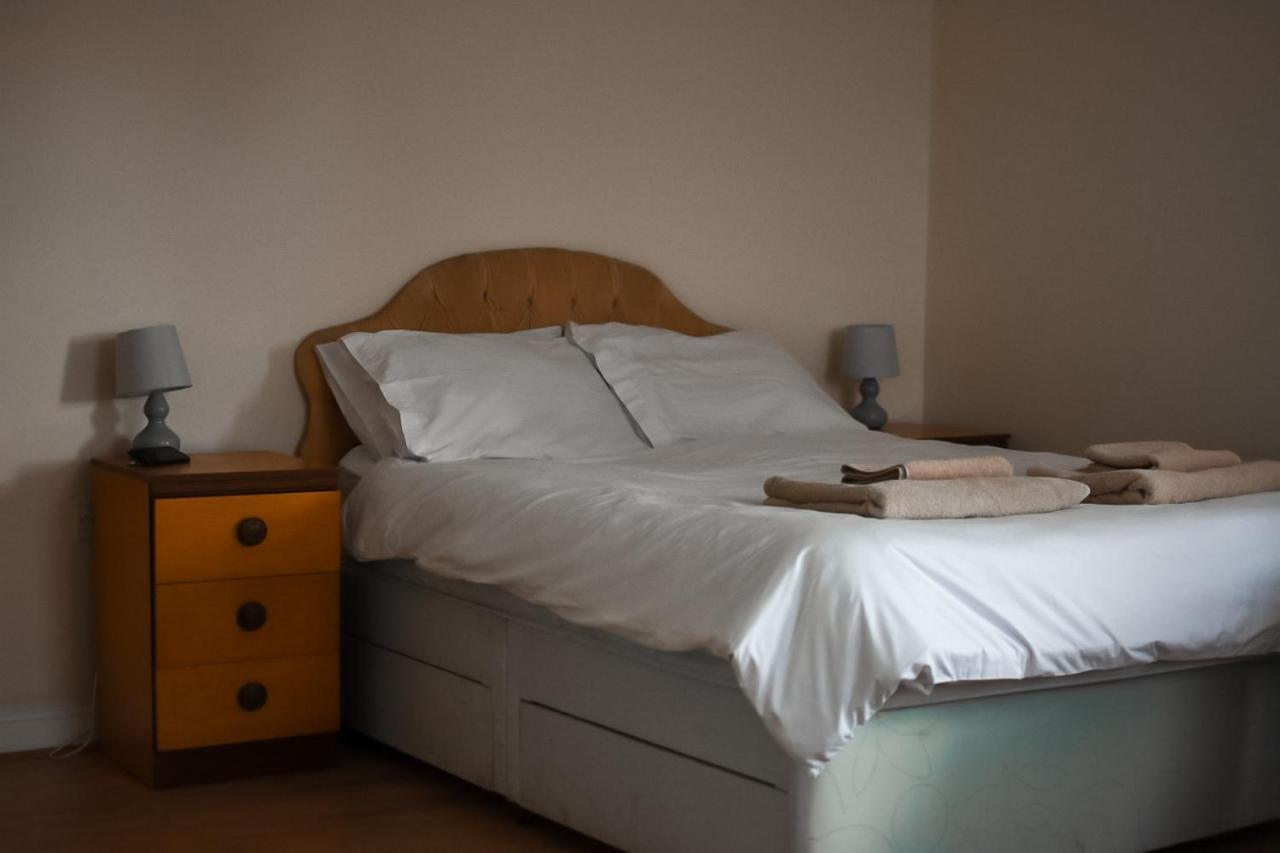The Crown And Woolpack Hotel Long Sutton  Eksteriør billede
